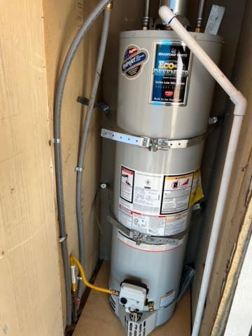 900 E Rankin Road 5, Tulare, CA 93274