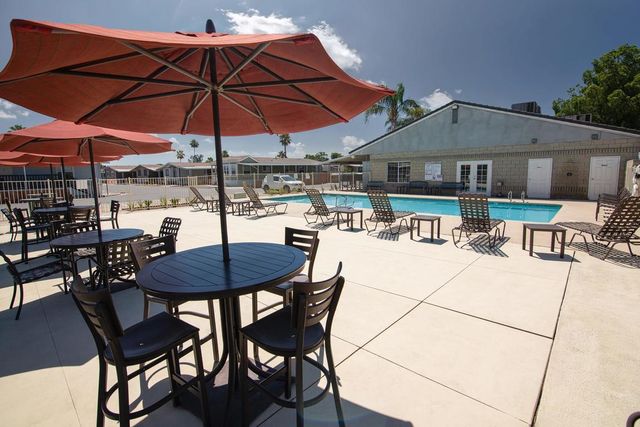 900 E Rankin Road 5, Tulare, CA 93274