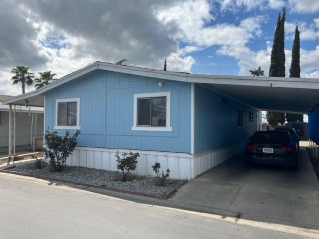 900 E Rankin Road 5, Tulare, CA 93274