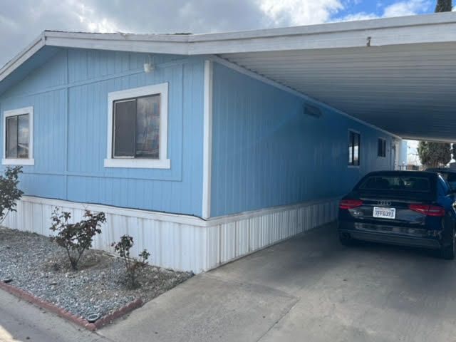 900 E Rankin Road 5, Tulare, CA 93274