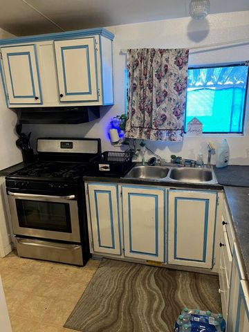 900 E Rankin Road 5, Tulare, CA 93274