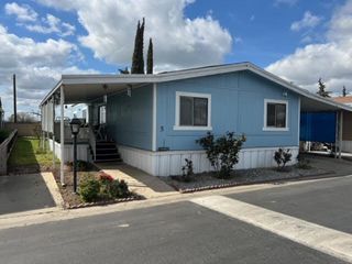 900 E Rankin Road 5, Tulare, CA 93274
