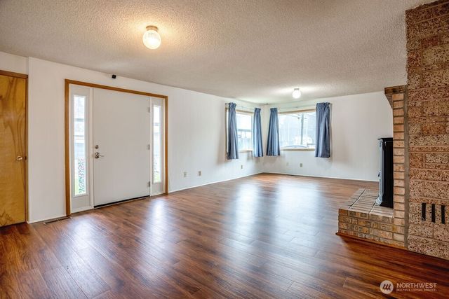 2209 42nd Avenue, Longview, WA 98632