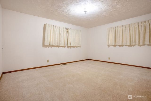 2209 42nd Avenue, Longview, WA 98632