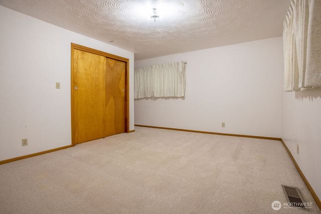 2209 42nd Avenue, Longview, WA 98632