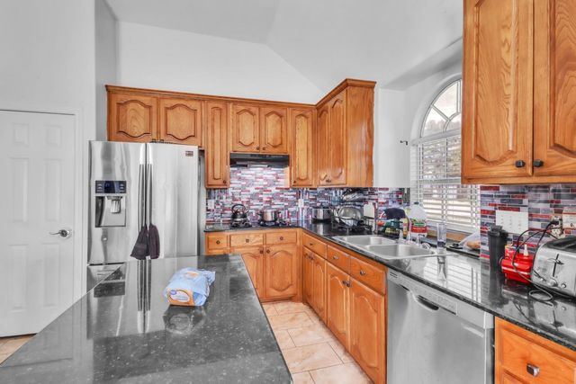 514 Richter Lane, Richmond, TX 77469