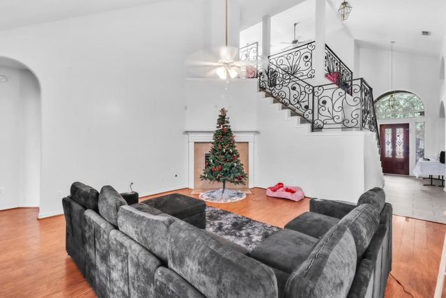 514 Richter Lane, Richmond, TX 77469