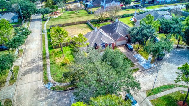 514 Richter Lane, Richmond, TX 77469
