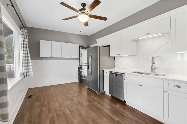 606 Holly Avenue, South Pittsburg, TN 37380