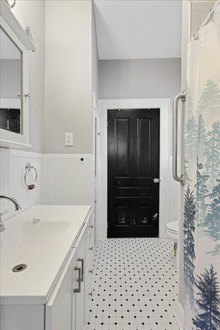 606 Holly Avenue, South Pittsburg, TN 37380