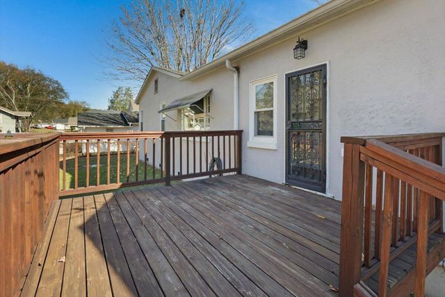 606 Holly Avenue, South Pittsburg, TN 37380