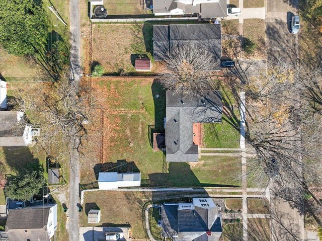 606 Holly Avenue, South Pittsburg, TN 37380