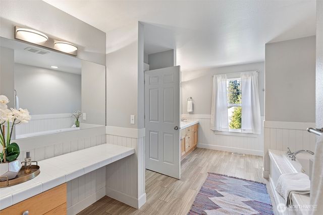 5396 E Blaisdell Lane, Port Orchard, WA 98366