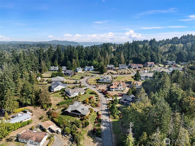 5396 E Blaisdell Lane, Port Orchard, WA 98366