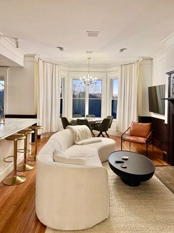 320 Tappan 2, Brookline, MA 02445