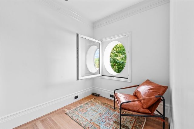 320 Tappan 2, Brookline, MA 02445