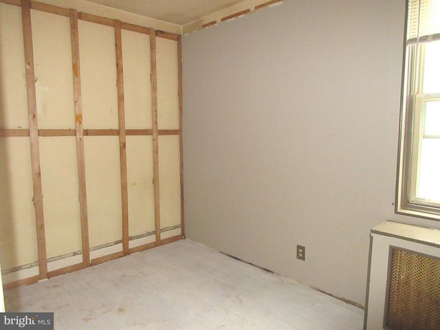 4472 E THOMPSON ST, Philadelphia, PA 19137