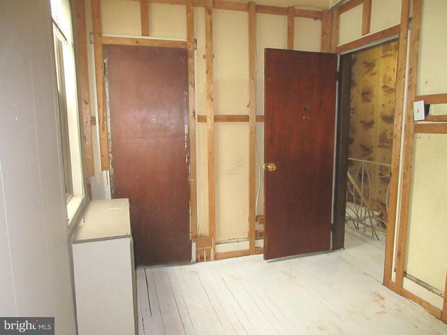 4472 E THOMPSON ST, Philadelphia, PA 19137