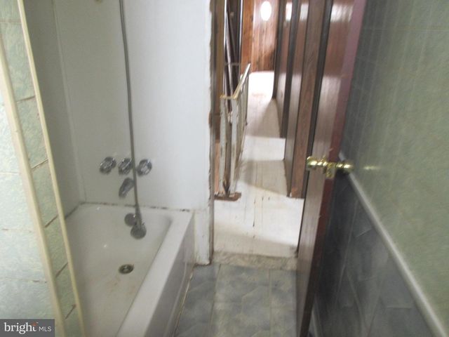 4472 E THOMPSON ST, Philadelphia, PA 19137