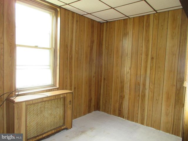 4472 E THOMPSON ST, Philadelphia, PA 19137