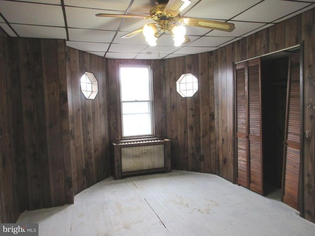 4472 E THOMPSON ST, Philadelphia, PA 19137