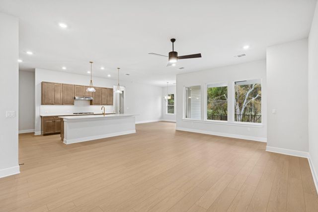 388 Rees Landing RD, Spicewood, TX 78669