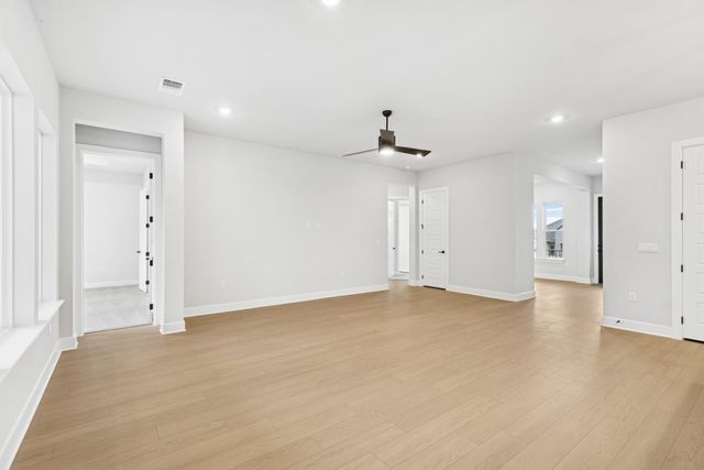 388 Rees Landing RD, Spicewood, TX 78669