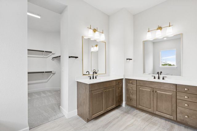 388 Rees Landing RD, Spicewood, TX 78669