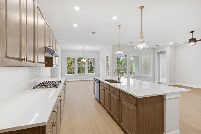 388 Rees Landing RD, Spicewood, TX 78669