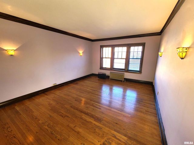 1622 18TH Avenue 24, Rock Island, IL 61201