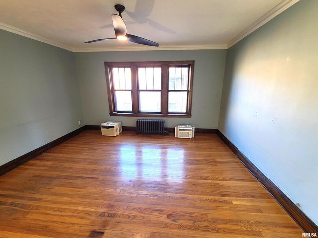 1622 18TH Avenue 24, Rock Island, IL 61201