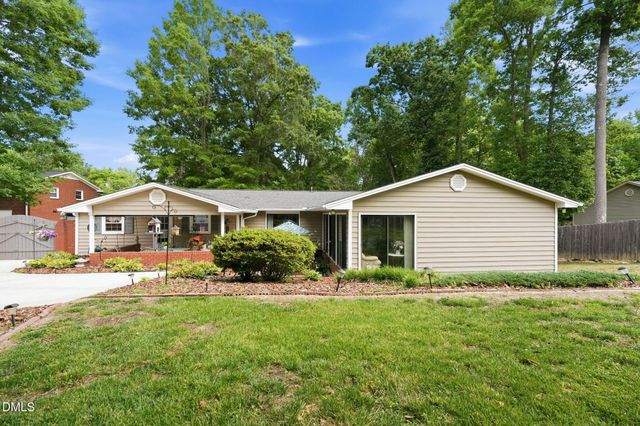 1766 Robinhood Drive, Burlington, NC 27217