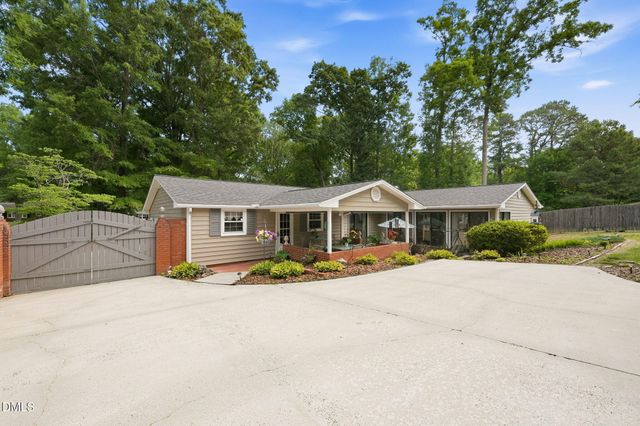 1766 Robinhood Drive, Burlington, NC 27217