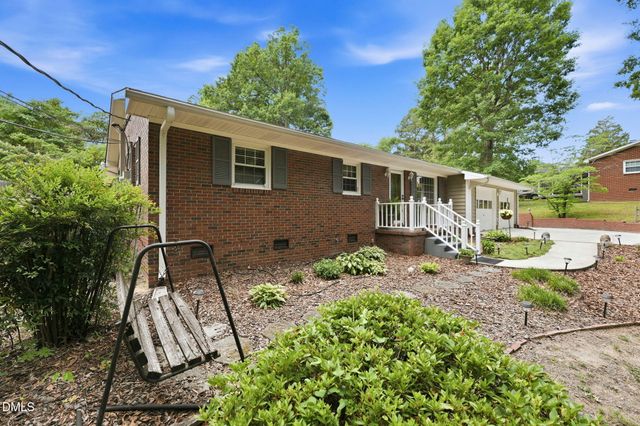 1766 Robinhood Drive, Burlington, NC 27217