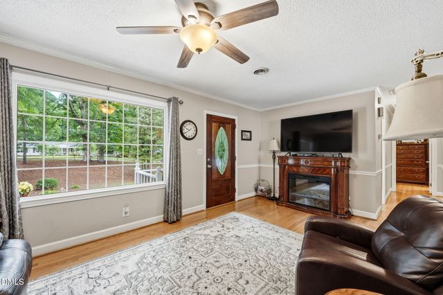 1766 Robinhood Drive, Burlington, NC 27217
