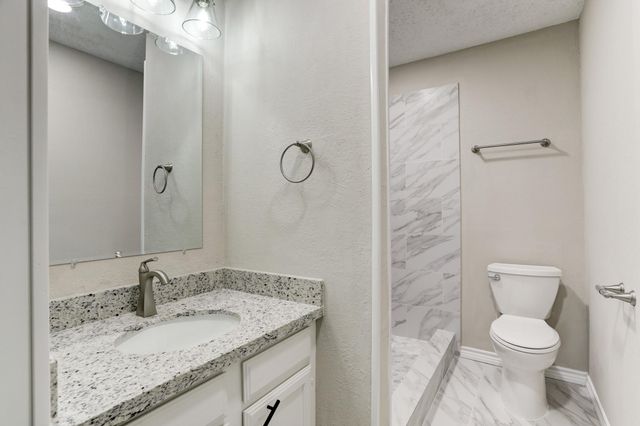 1717 11th Street N, Texas City, TX 77590