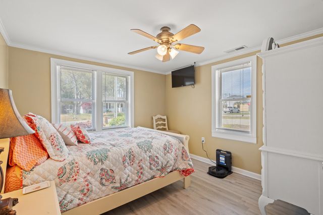 724 5th Ave. S, Surfside Beach, SC 29575