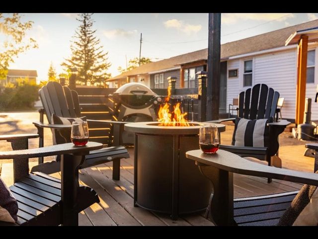 710 W Ludington Avenue, Ludington, MI 49431