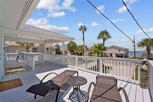 21815 Guadalupe Drive, Galveston, TX 77554