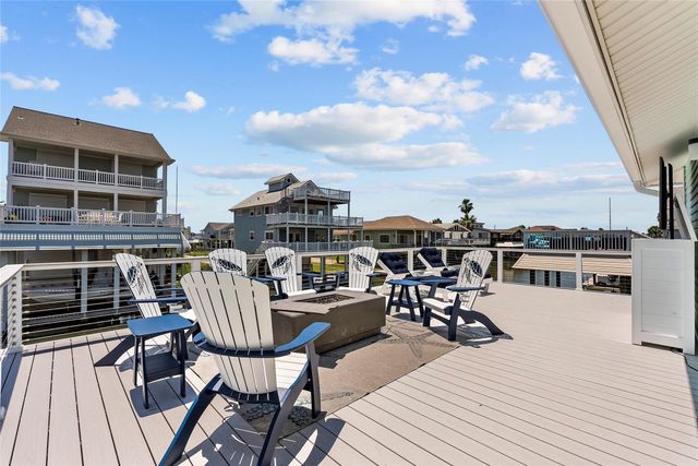 21815 Guadalupe Drive, Galveston, TX 77554
