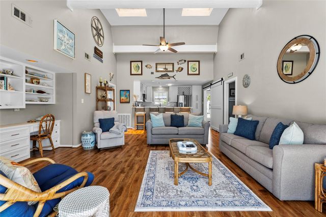 21815 Guadalupe Drive, Galveston, TX 77554