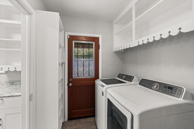 1611 Cloverlawn Drive, Grants Pass, OR 97527