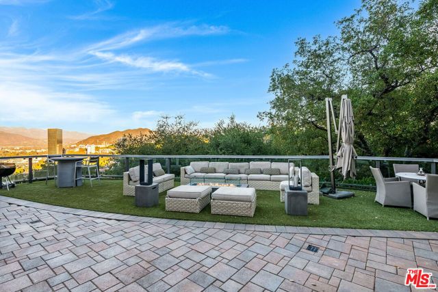 3430 Wrightwood Drive, Studio City (los Angeles), CA 91604