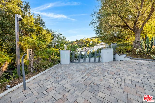 3430 Wrightwood Drive, Studio City (los Angeles), CA 91604
