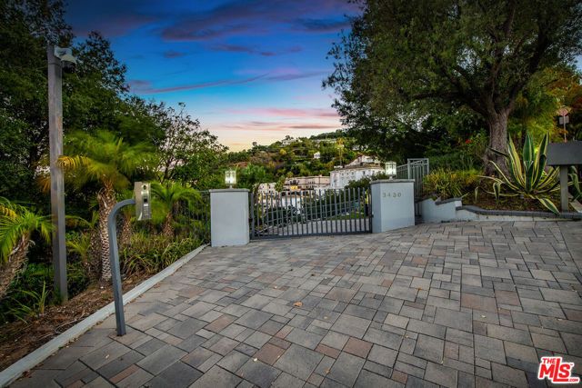 3430 Wrightwood Drive, Studio City (los Angeles), CA 91604
