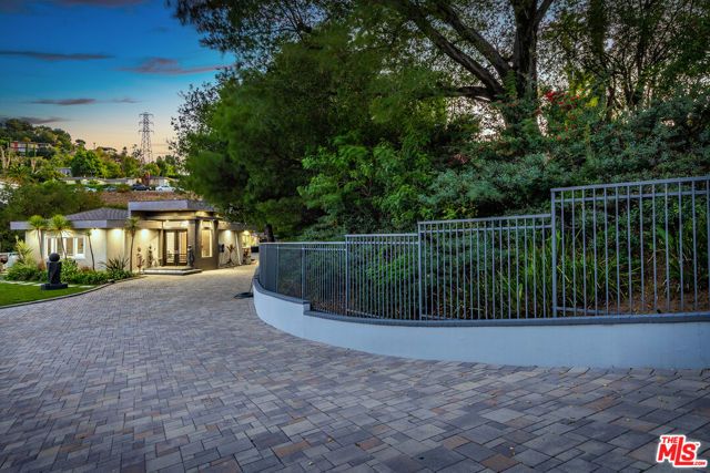 3430 Wrightwood Drive, Studio City (los Angeles), CA 91604