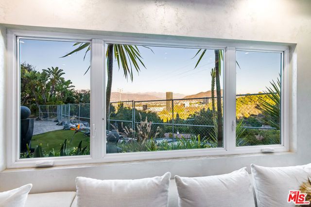 3430 Wrightwood Drive, Studio City (los Angeles), CA 91604