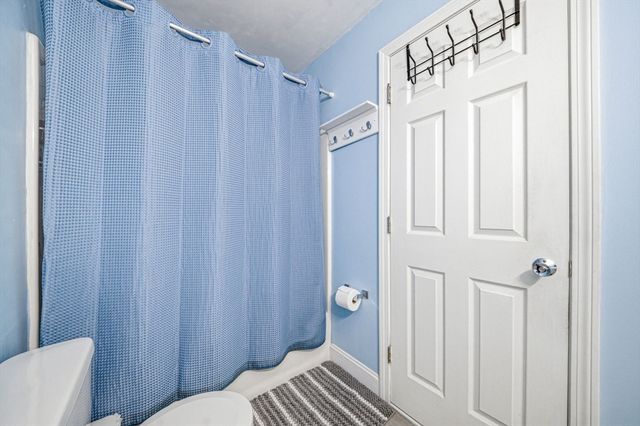 90 Sea 107, Weymouth, MA 02191