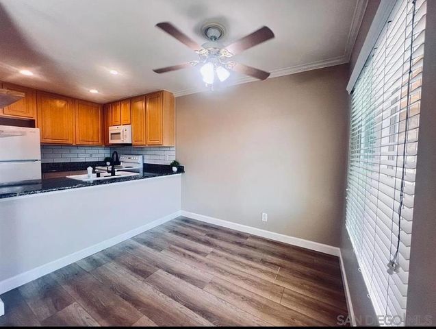 589 N Johnson Ave N 259, El Cajon, CA 92020