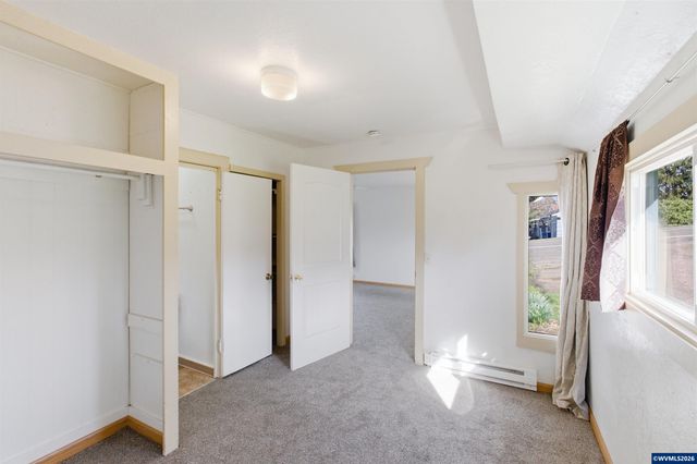 800 Oakhill Av SE, Salem, OR 97302